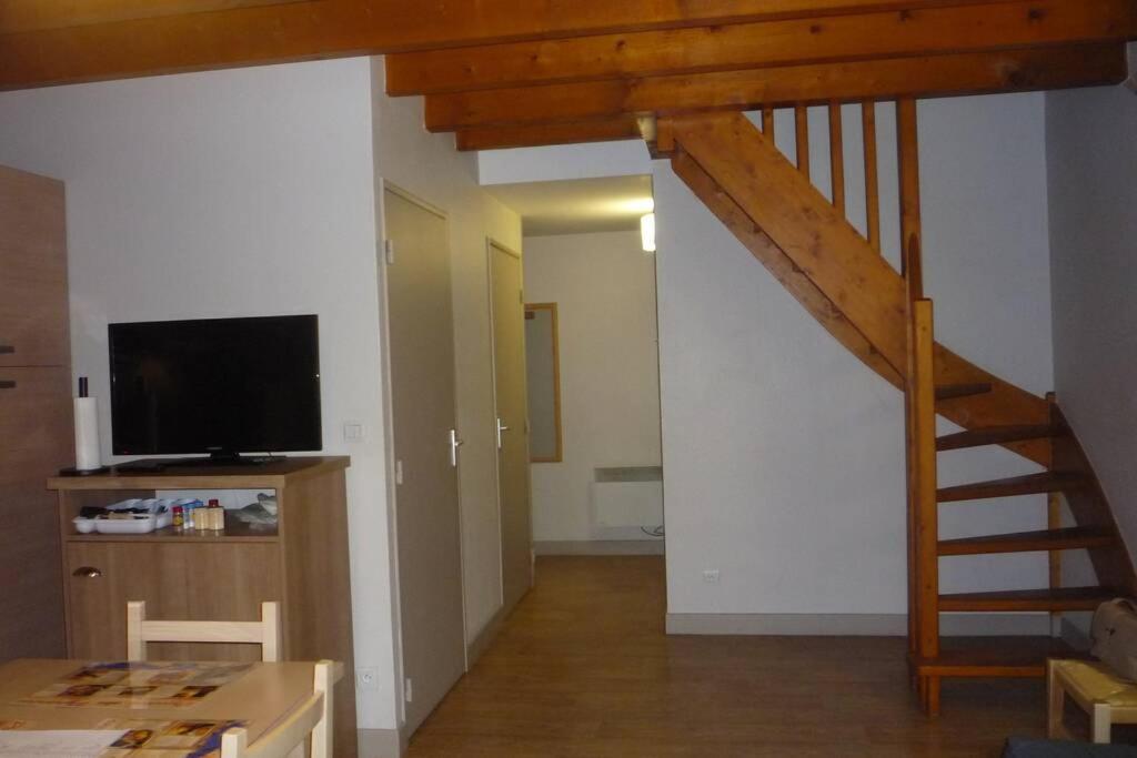 Appartement En Duplex Pour 8 Personnes Arreau Exterior foto