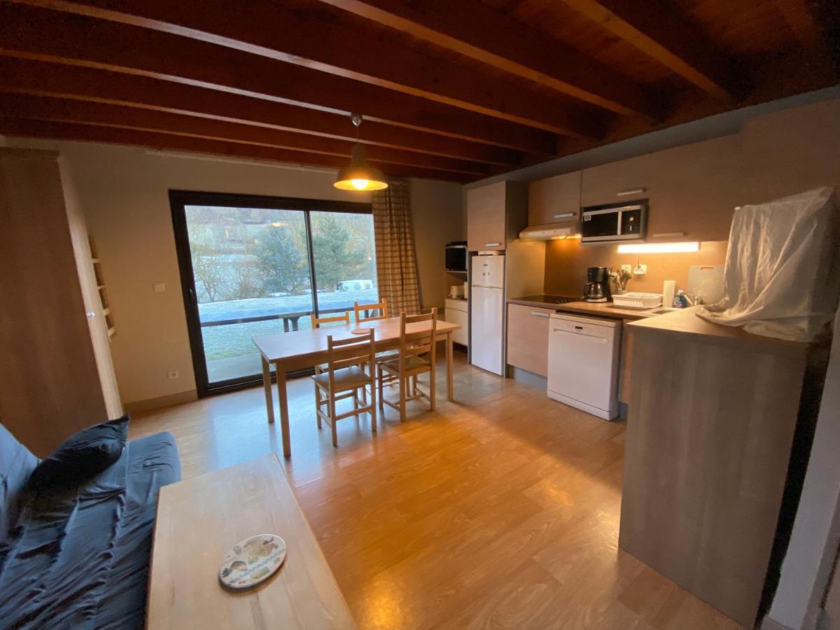 Appartement En Duplex Pour 8 Personnes Arreau Exterior foto